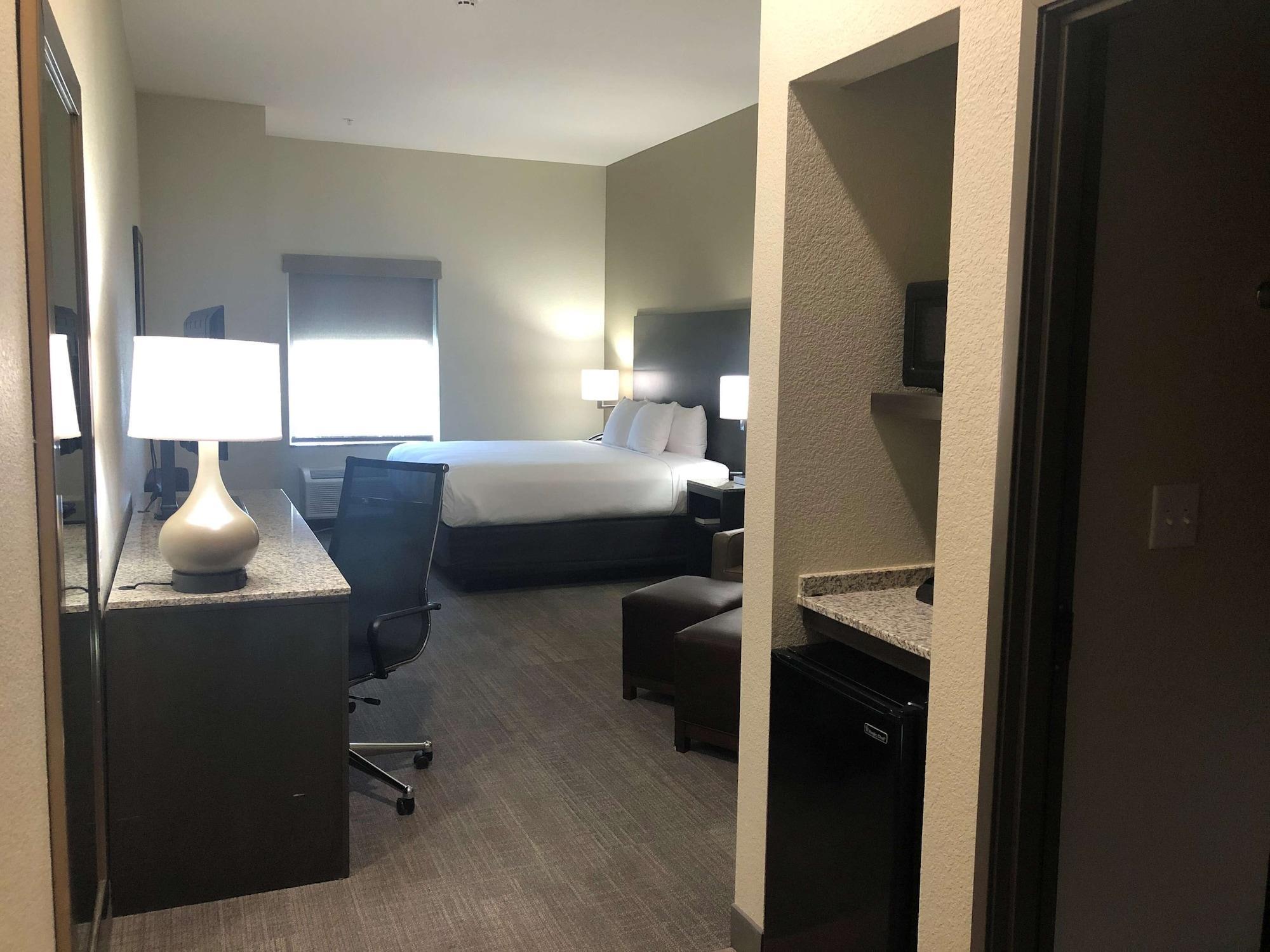 Ameniti Bay - Best Western Signature Collection Fruitville Esterno foto