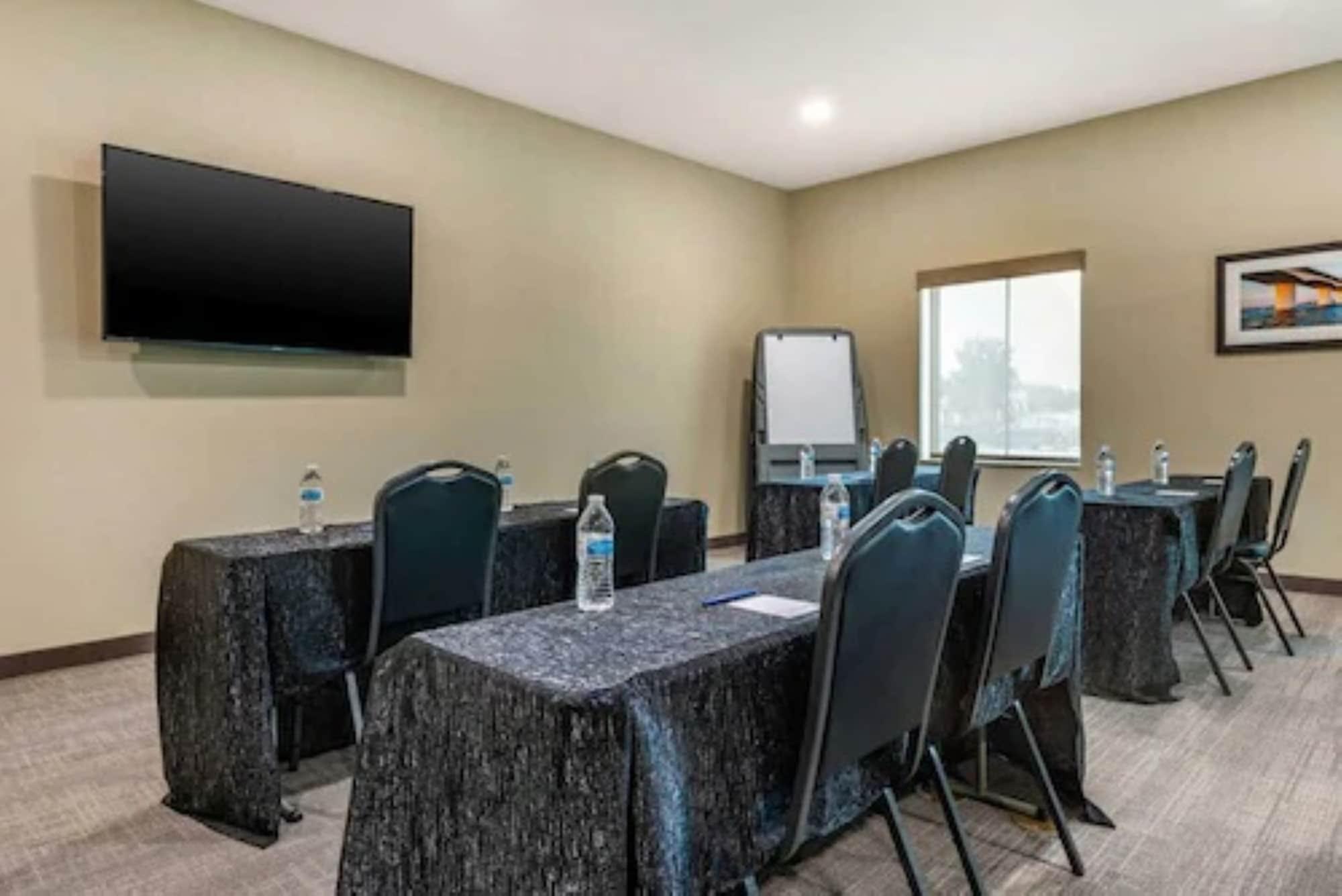 Ameniti Bay - Best Western Signature Collection Fruitville Esterno foto