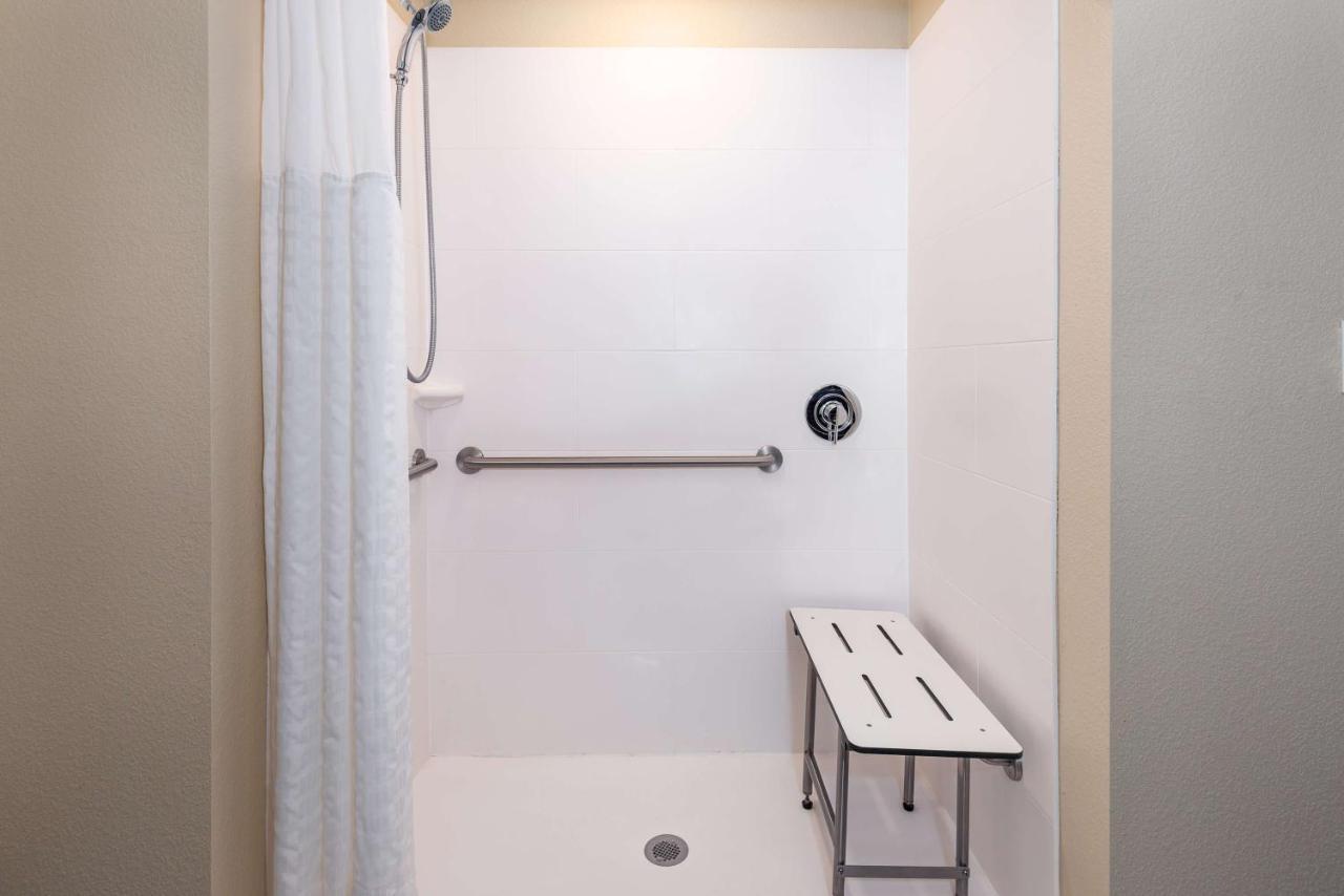 Ameniti Bay - Best Western Signature Collection Fruitville Esterno foto