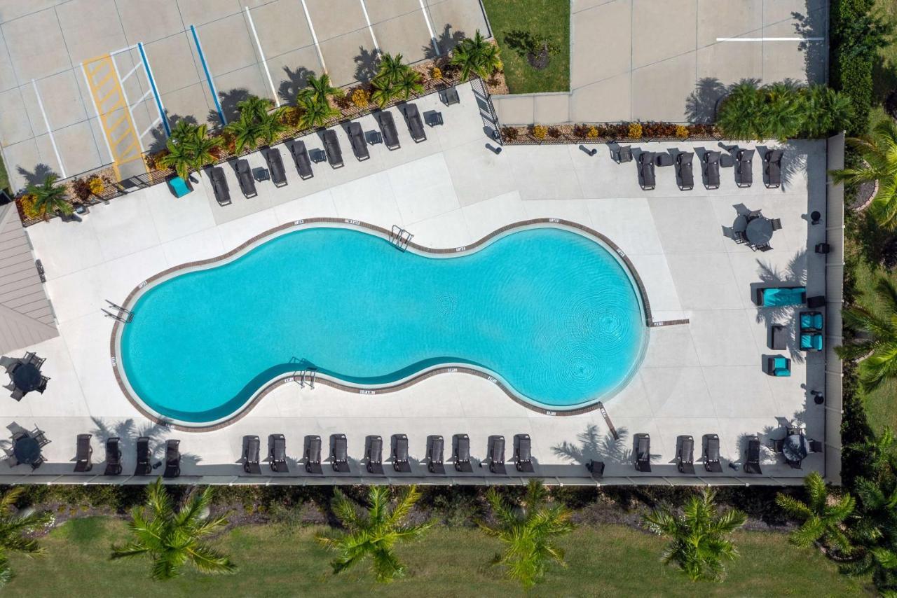 Ameniti Bay - Best Western Signature Collection Fruitville Esterno foto